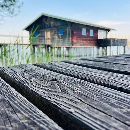 Ferienwohnung Schlafen Im Atelier - Einzigartiges Gaestezimmer Am Ammersee Schondorf am Ammersee Exterior foto