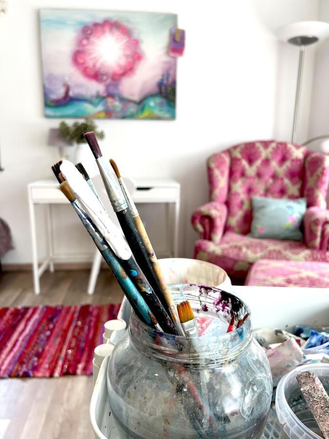 Ferienwohnung Schlafen Im Atelier - Einzigartiges Gaestezimmer Am Ammersee Schondorf am Ammersee Exterior foto